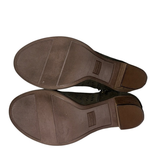 Toms Majorca Booties 6.5 Green Perforated Suede Peep Toe Block Heel Boots Shoes - Picture 6 of 9
